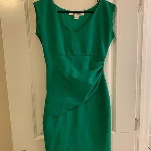 Diane Von Furstenberg green dress size 2